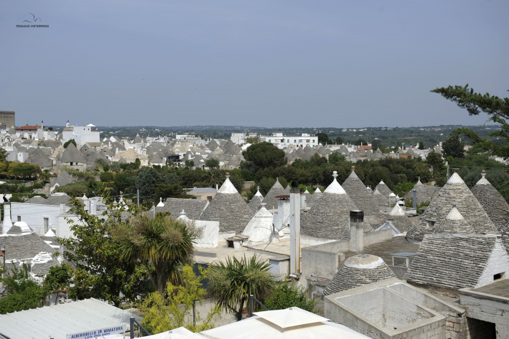 PageLines- 06Trulli_DSC36472.jpg