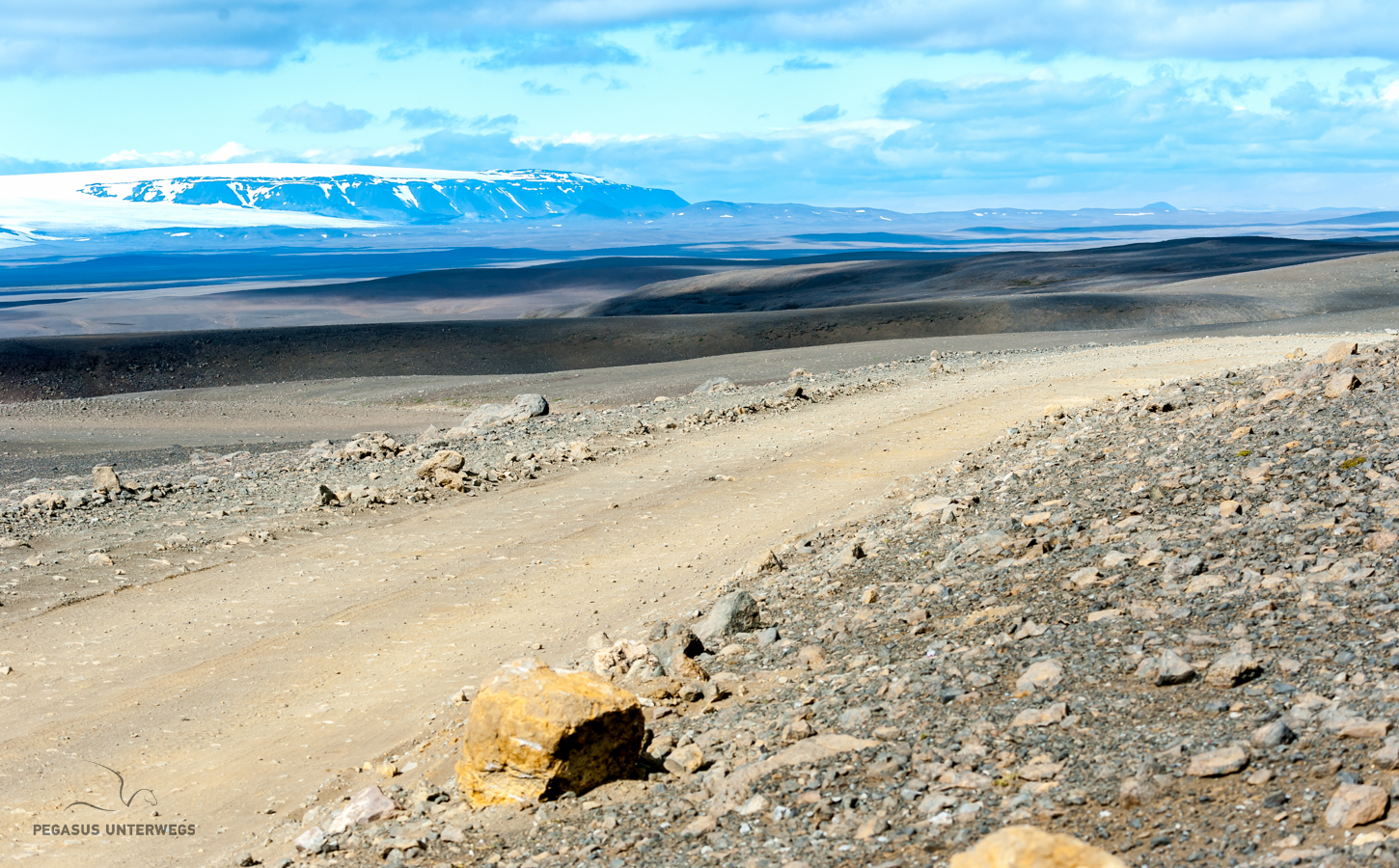 Sprengisandur Pegasus unterwegs