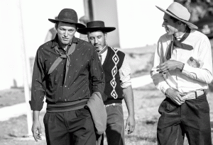 26-20200117-1903-Gauchos-Gangster-mit-Anhang-DSC 2914-a-western-gangster-with-his-friends