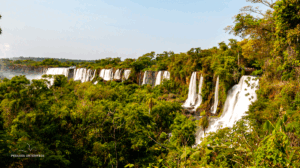 09-20220219-1026-Iguazu-ueberall-Wasserfaelle-DSC 9794-overall-waterfalls