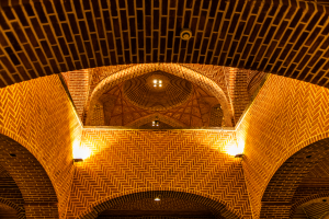 03-20231125-0934-Ardabil-Scheich-Safi-Mausoleum-DSC 2213-ceiling-of-the-museums-hall