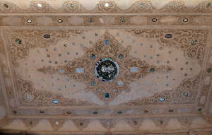 18-20231130-1006-Kashan-Tabatabeee-Historical-House-DSC 2305-mirror-ceiling